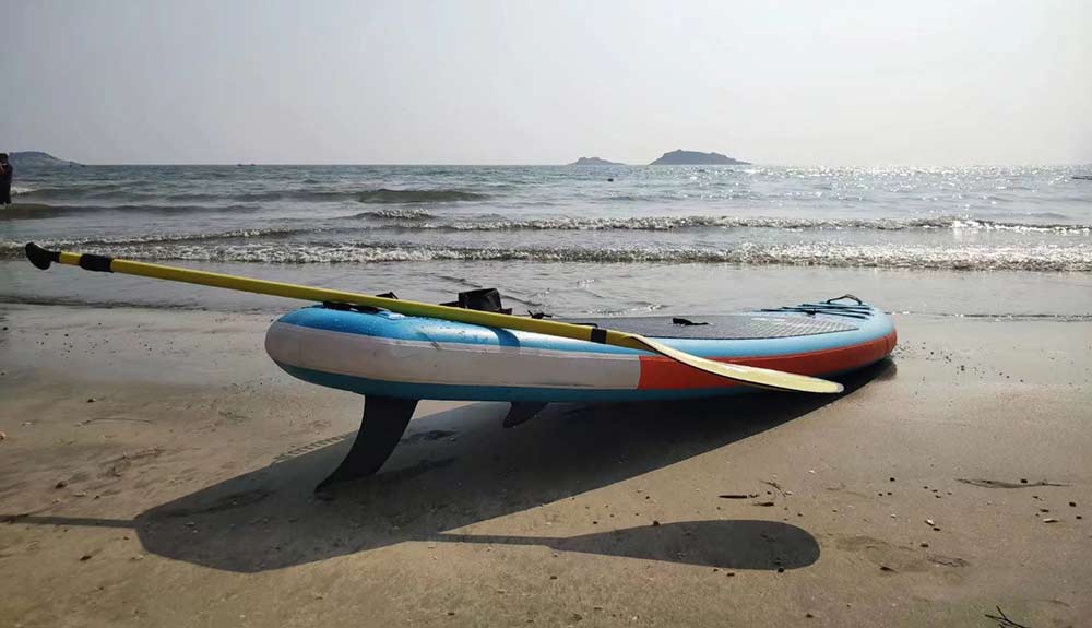 sup board on the sandbeach