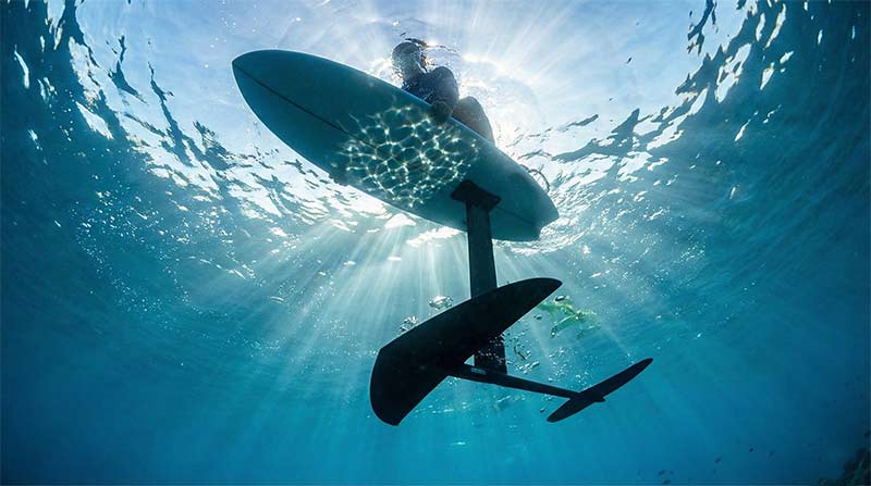 Foiling-in-the-water